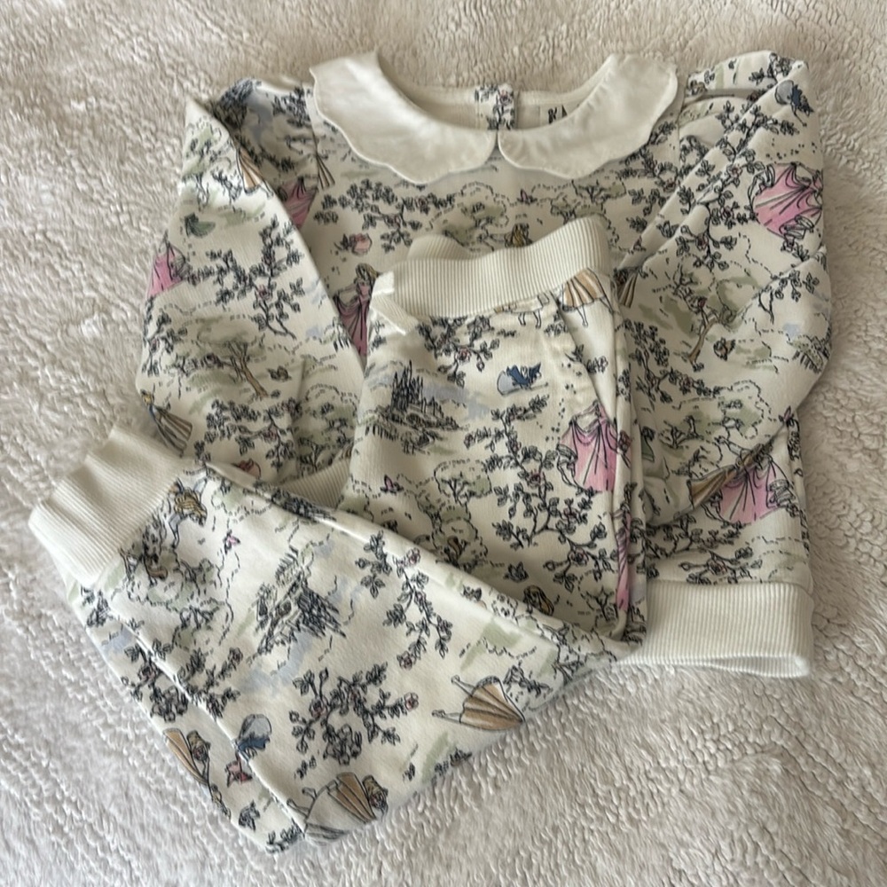 Toddler Girl’s Janie and Jack Disney Aurora Toile Sweat Outfit, 3